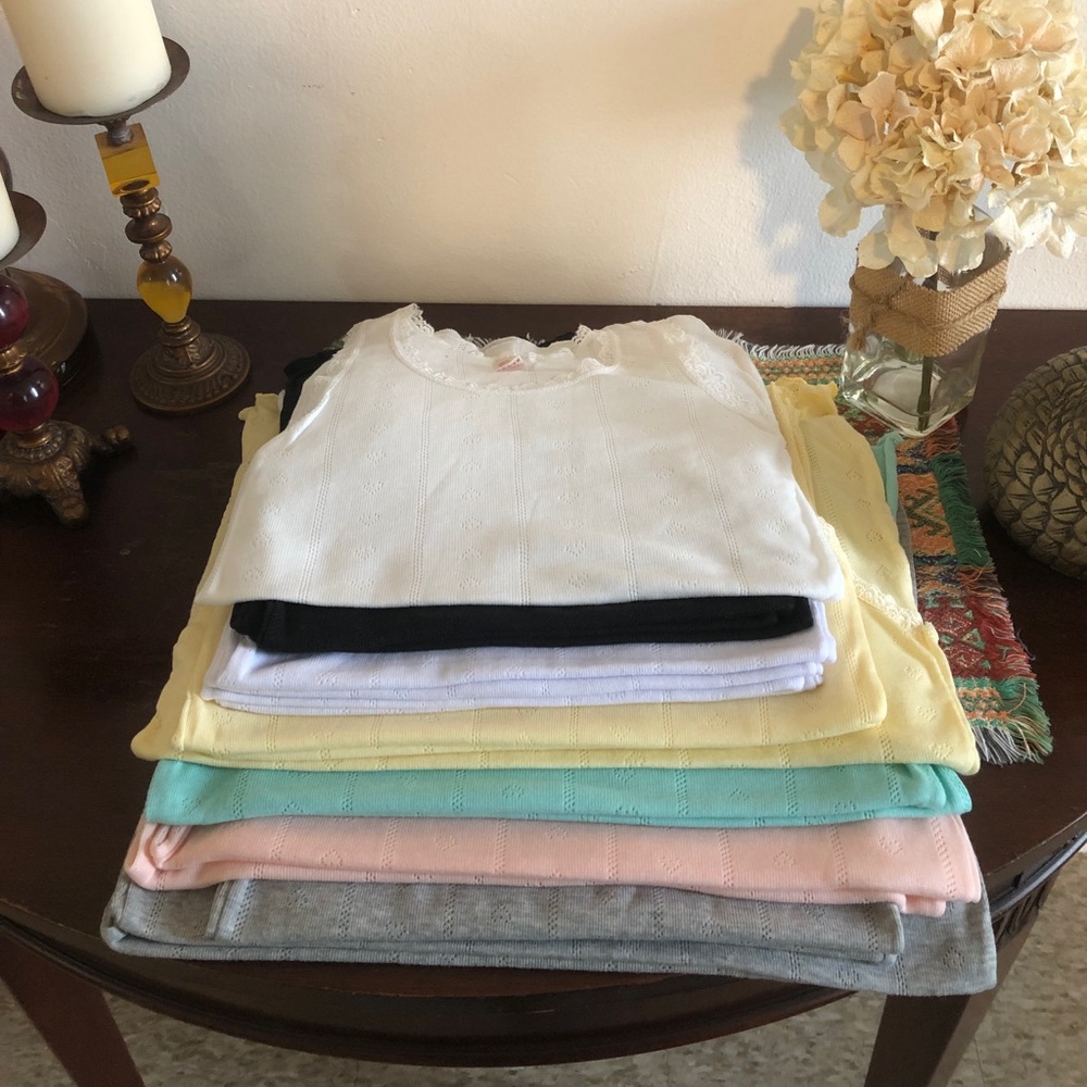 Tank tops. - Picture 2 of 6